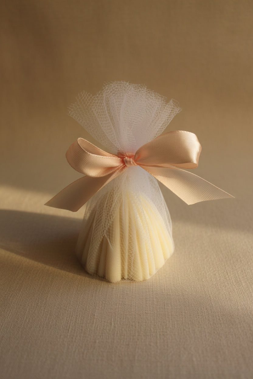 Świeca suknia balowa — elegancka dekoracja | Candle by Ann