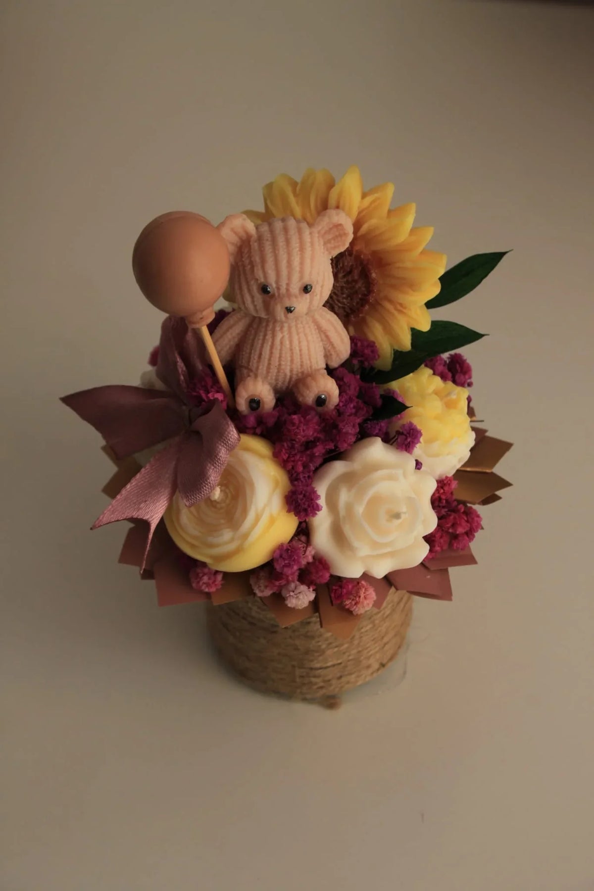 Mini flower box ze świec sojowych — elegancki upominek | Candle by Ann