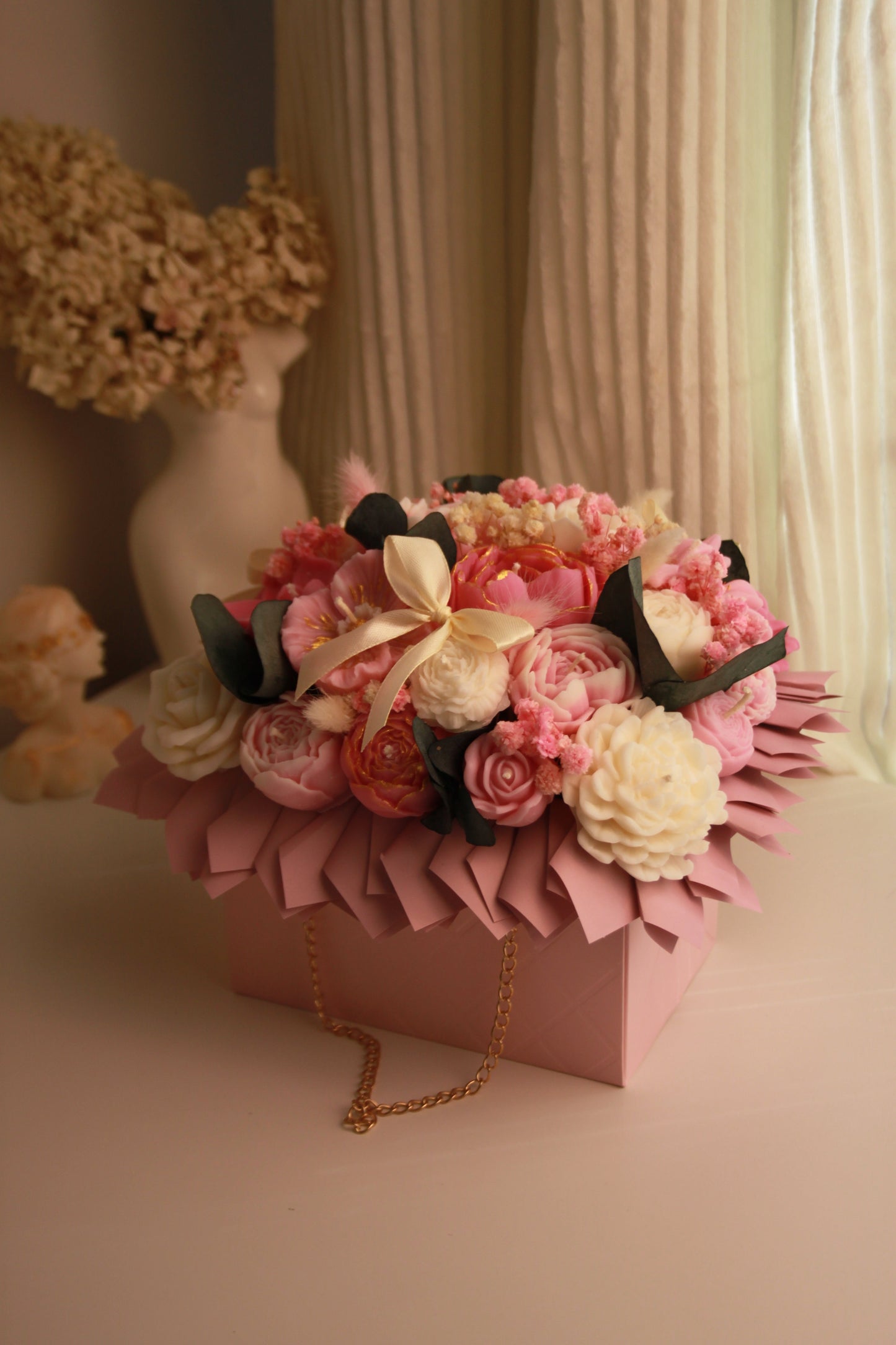Flower Box ze świecami sojowymi — zestaw prezentowy | Candle by Ann