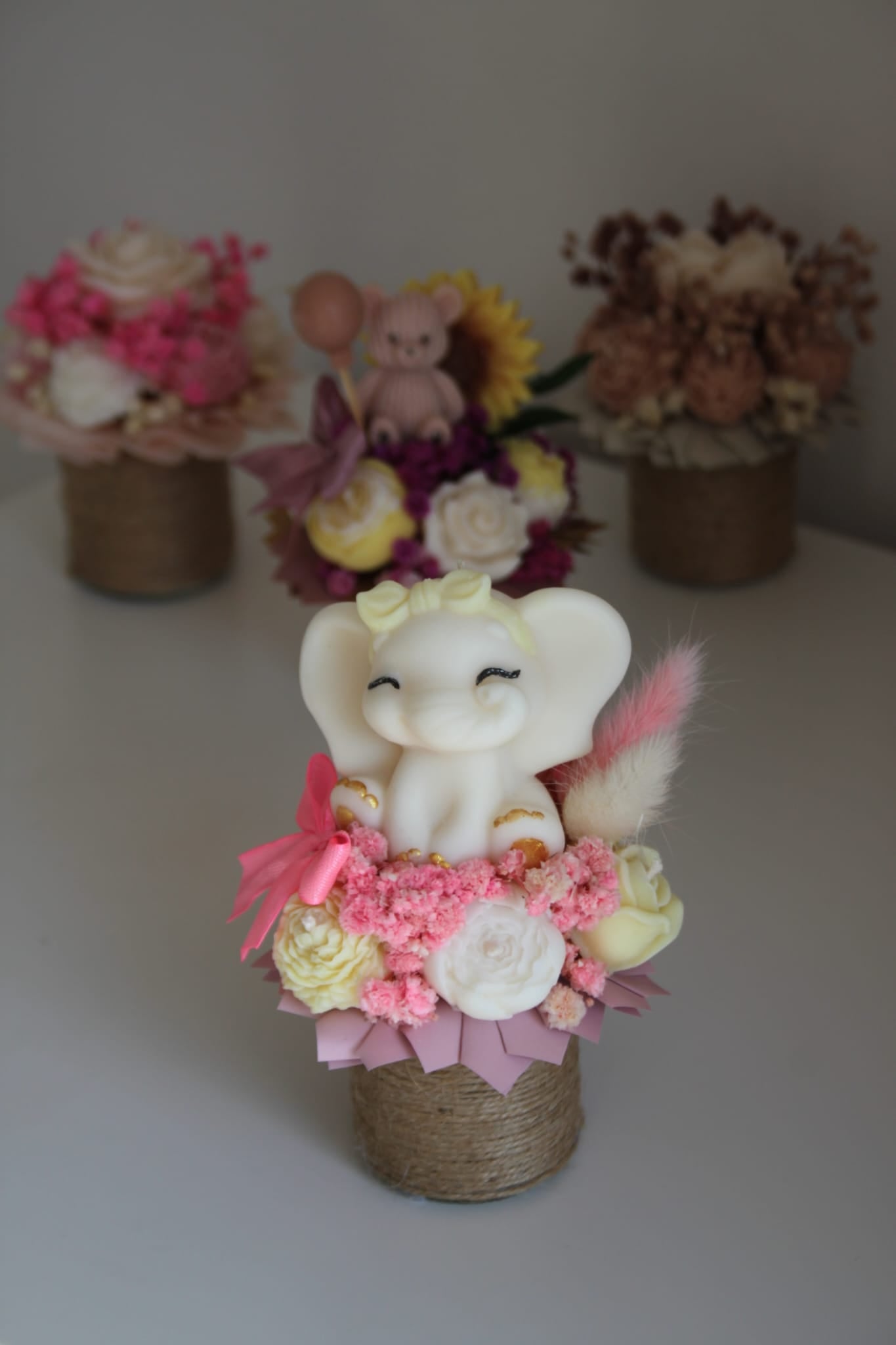Mini flower box ze świec sojowych — elegancki upominek | Candle by Ann